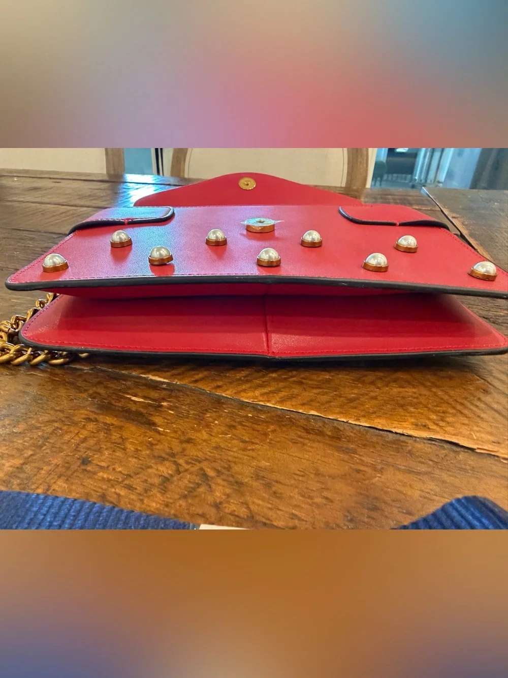 Red Pearl-Studded Bee Accent Chain Shoulder Bag